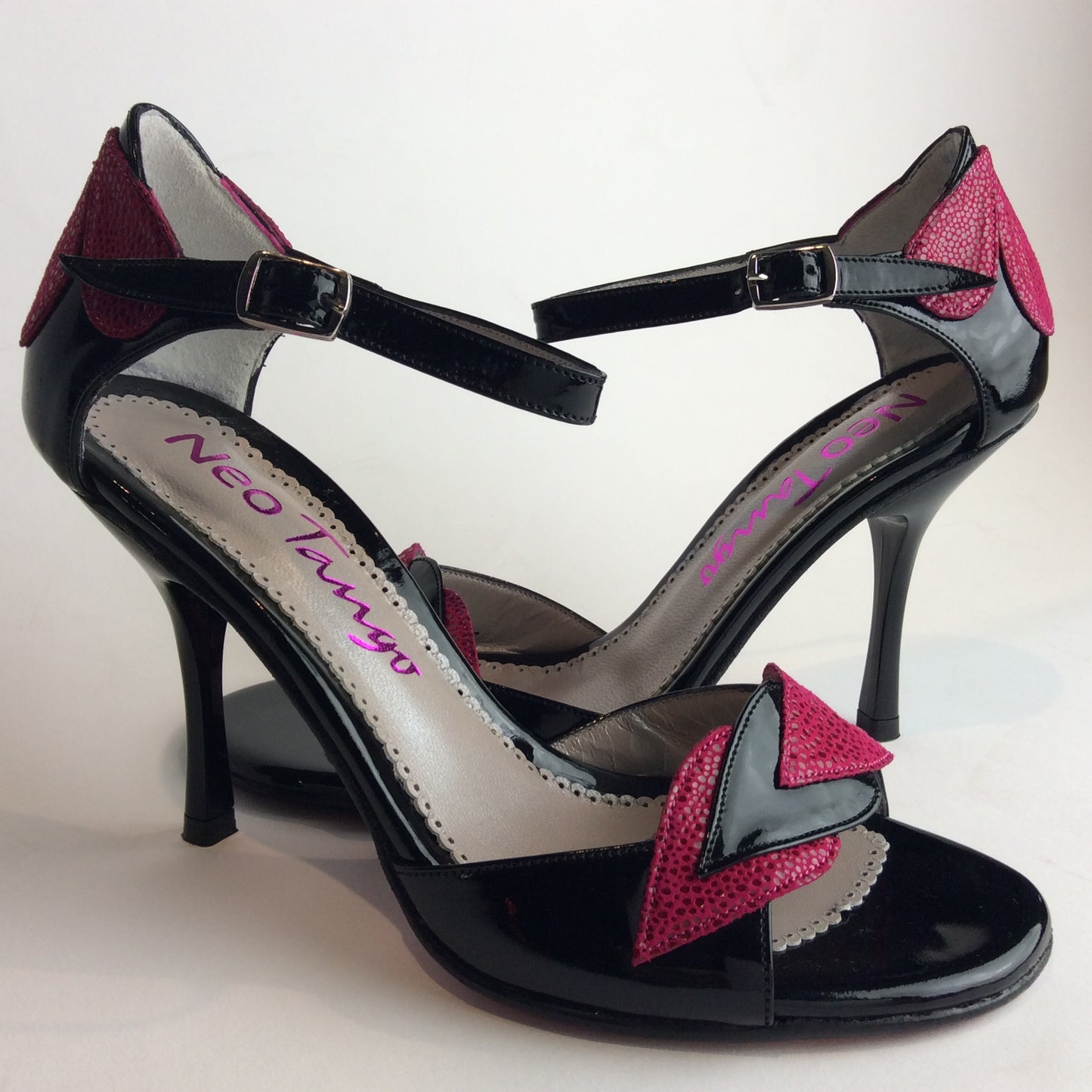 Neo Tango "Olivia" 36 ( 6 )